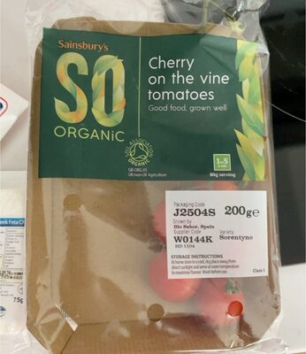 Cherry on the vine tomatoes — pack