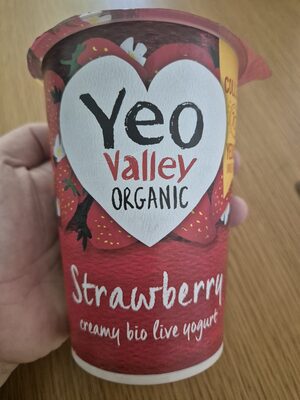 Strawberry Bio Live Yoghurt — pack