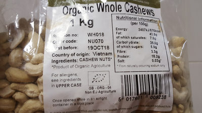 Organic whole cashews — pack