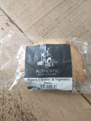 Mature cheddar and vegetable pasty — pack